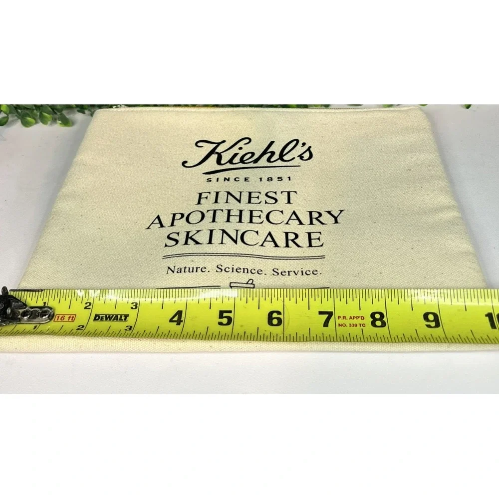 Kiehl's Vintage  Cosmetic Makeup Bag Appr. Size: 10